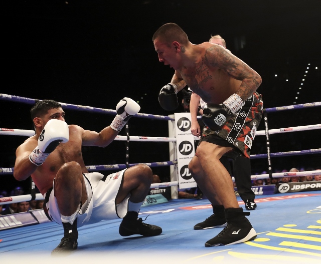 Froch Khan's Win Lackluster, Not Enough To Beat Best at 147 Boxing News